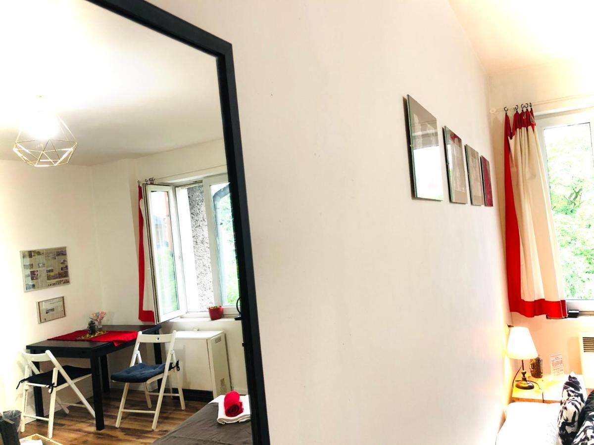 Art Mieszkanie Blisko Dworca Pkp Walbrzych Miasto Exteriör bild